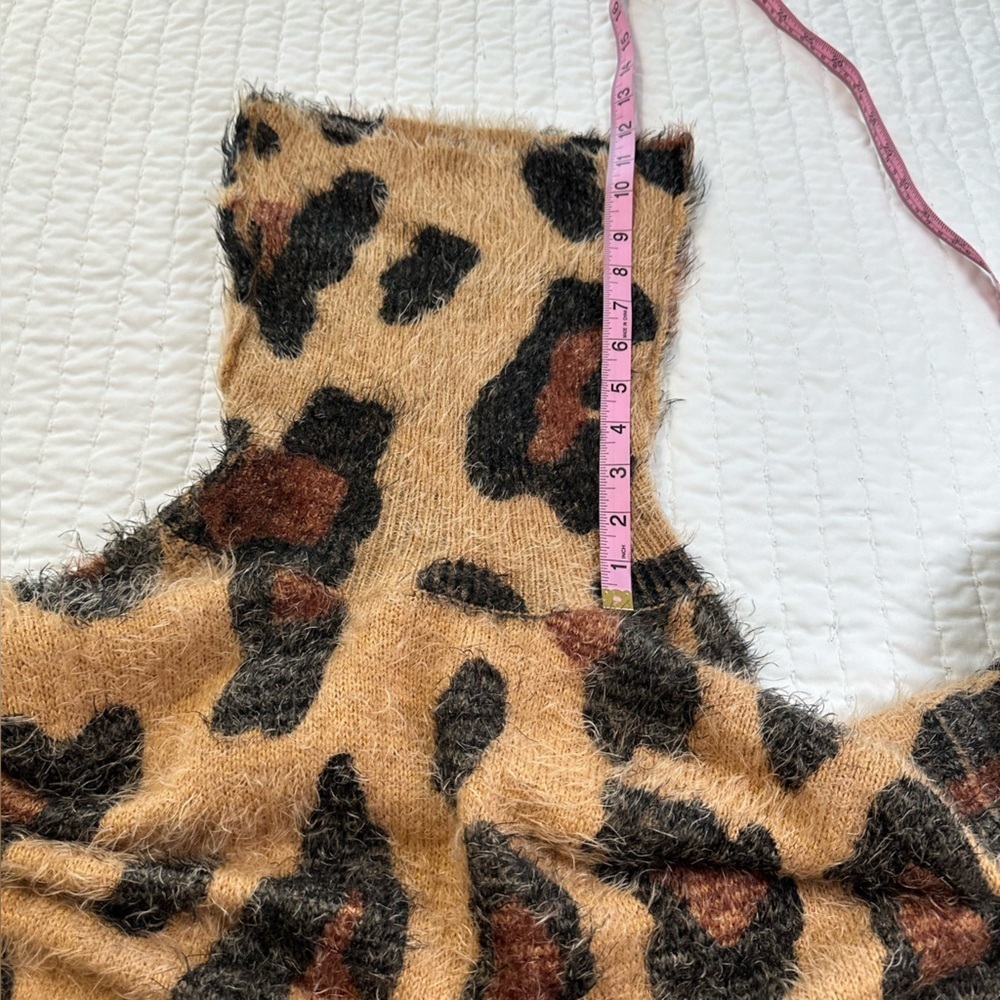 Show Me Your MuMu Women’s Fatima Turtleneck Sweater Cheetah Fever Knit Size XS - Picture 8 of 16